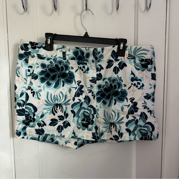 LOFT blue patterned shorts size 16 - Picture 1 of 5